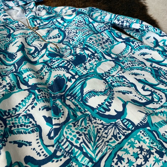 Lilly Pulitzer Keep On Trunkin Hooded Popover XS - Picture 6 of 8